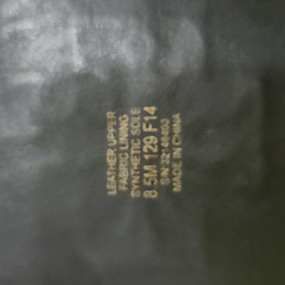 Tory Burch Marlene Riding boot 8.5, black leather with pebbled shaft. - Picture 12 of 13